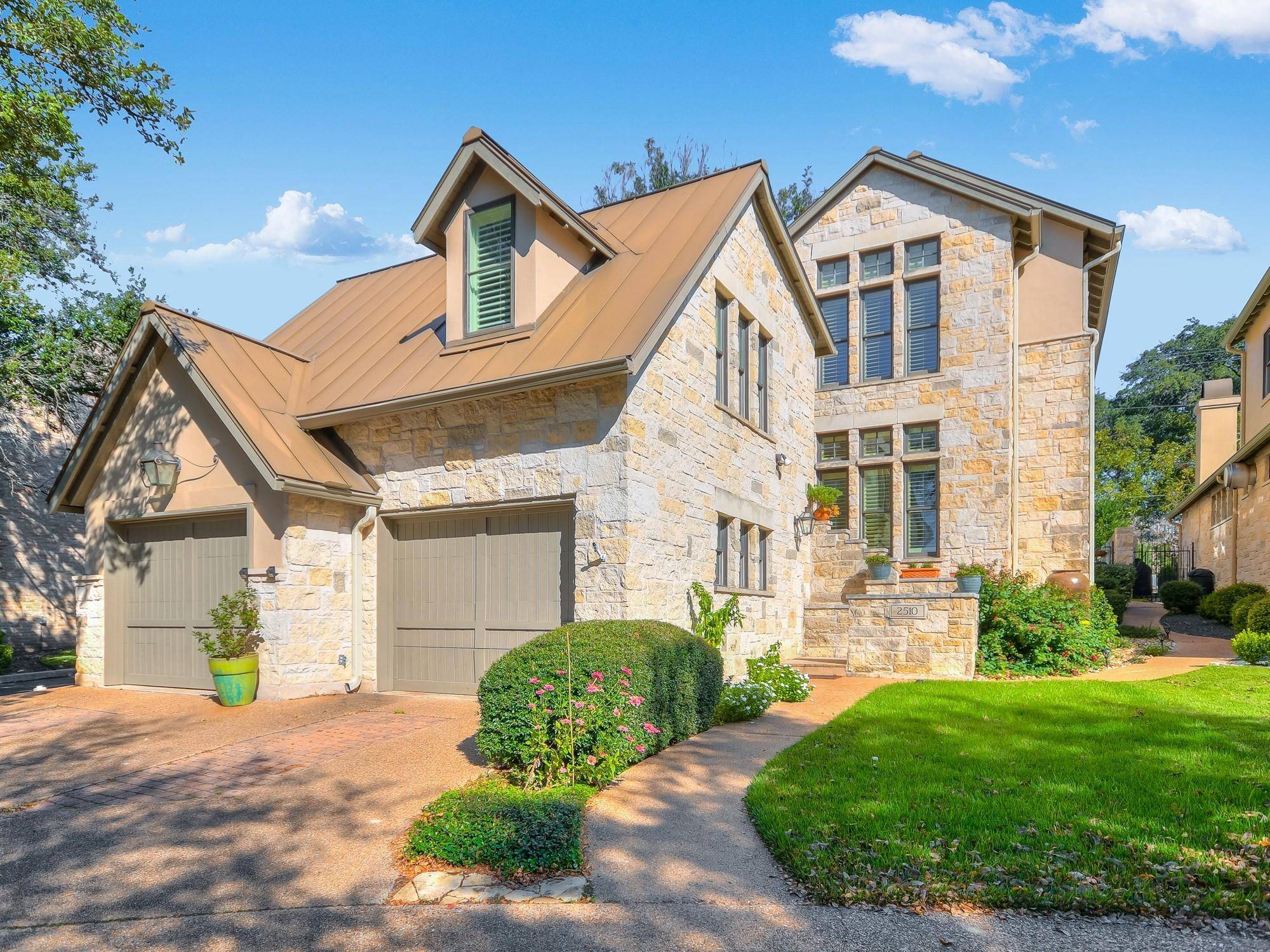 2510 W 35th ST, Austin, TX 78703