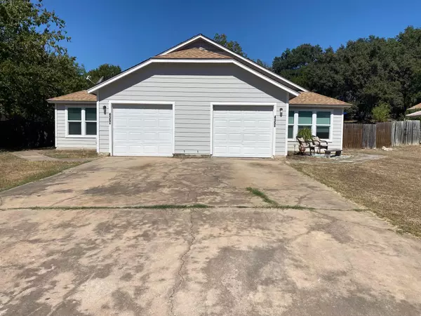 435 Sailmaster ST #A, Lakeway, TX 78734