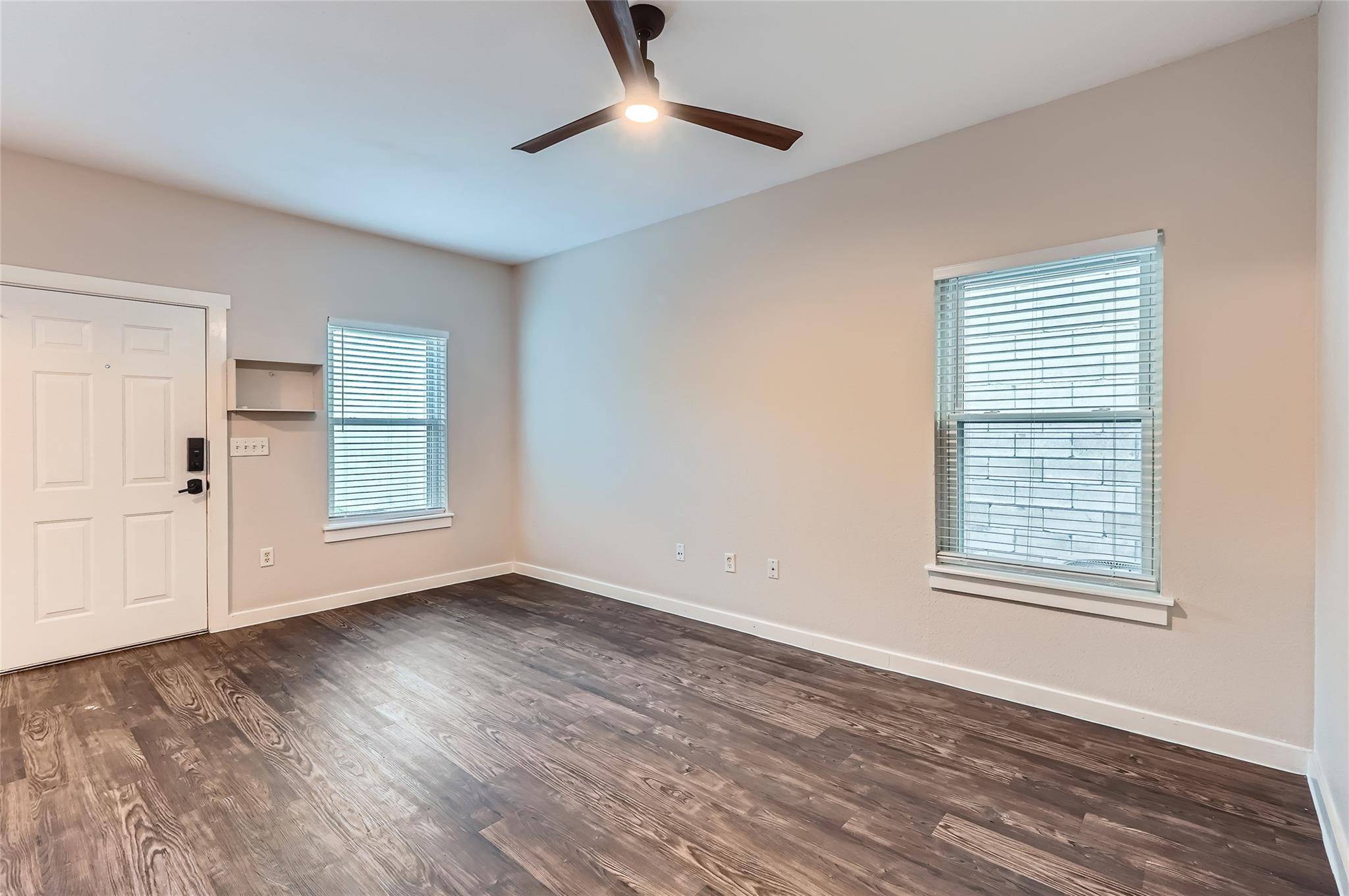 Austin, TX 78757,2106 Cullen Ave #101