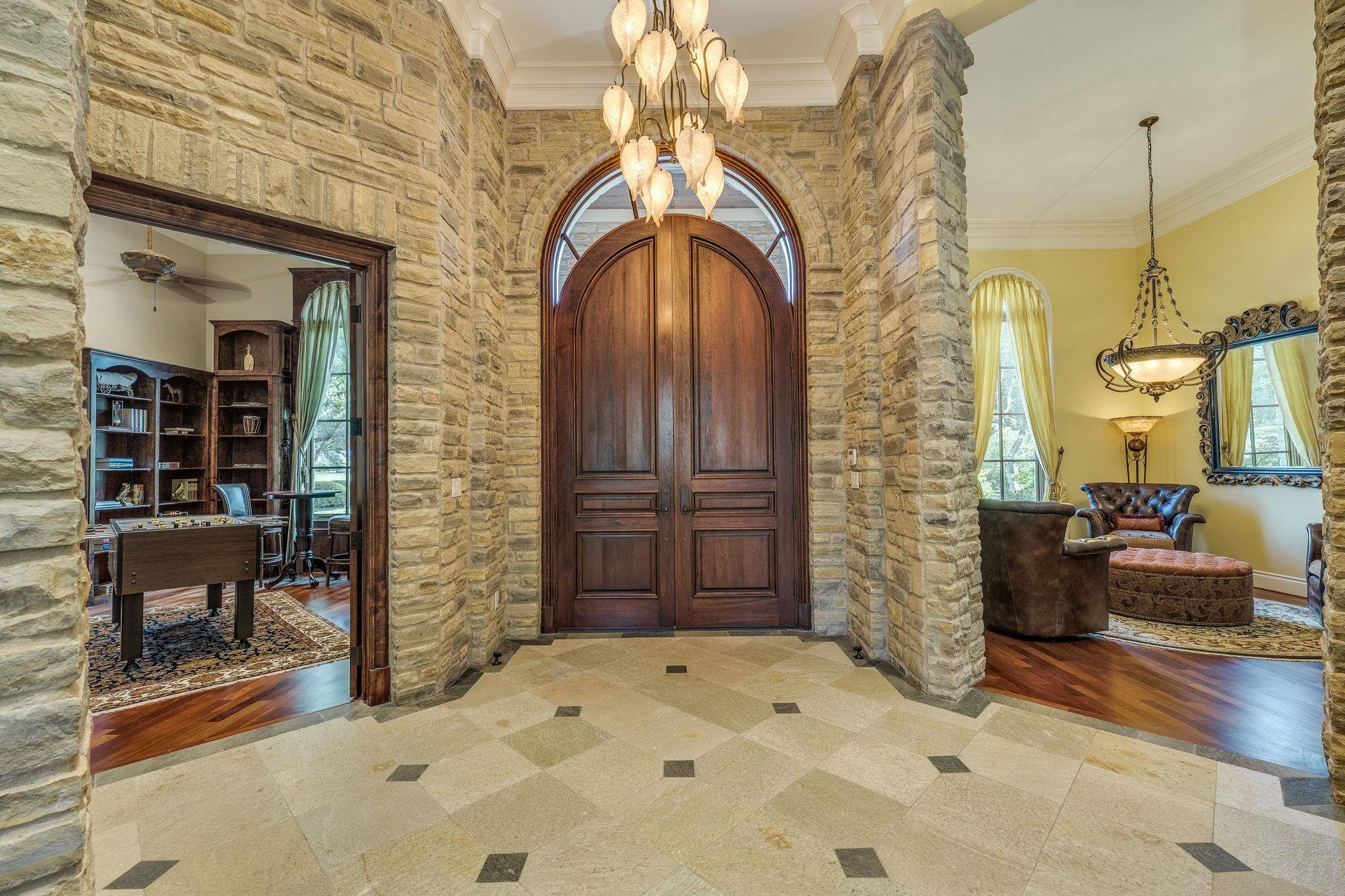 Lakeway, TX 78734,101 Arroyo Claro