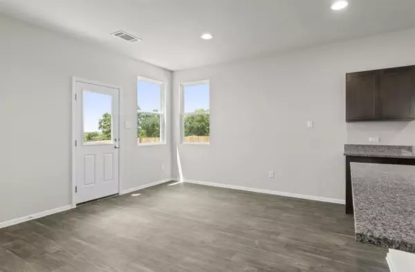 Maxwell, TX 78656,164 Linnet CRES