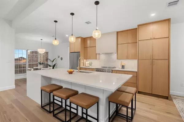 Georgetown, TX 78628,116 Oak Plaza DR