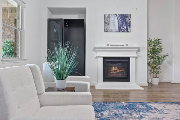 Austin, TX 78737,200 Brentwood DR