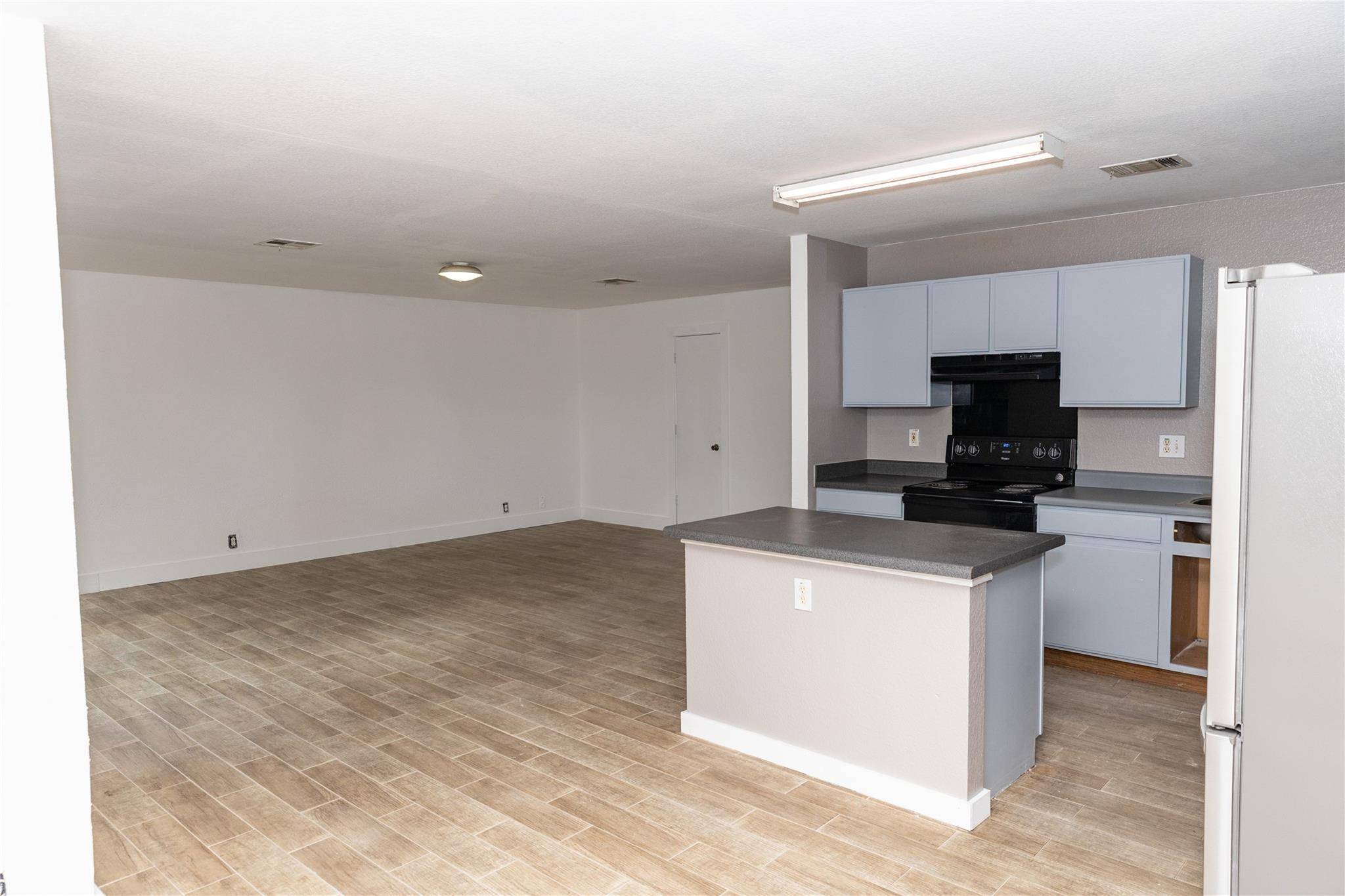 179 Lexington RD, Kyle, TX 78640