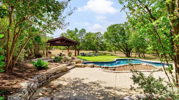 Dripping Springs, TX 78620,1011 Oak Meadow DR