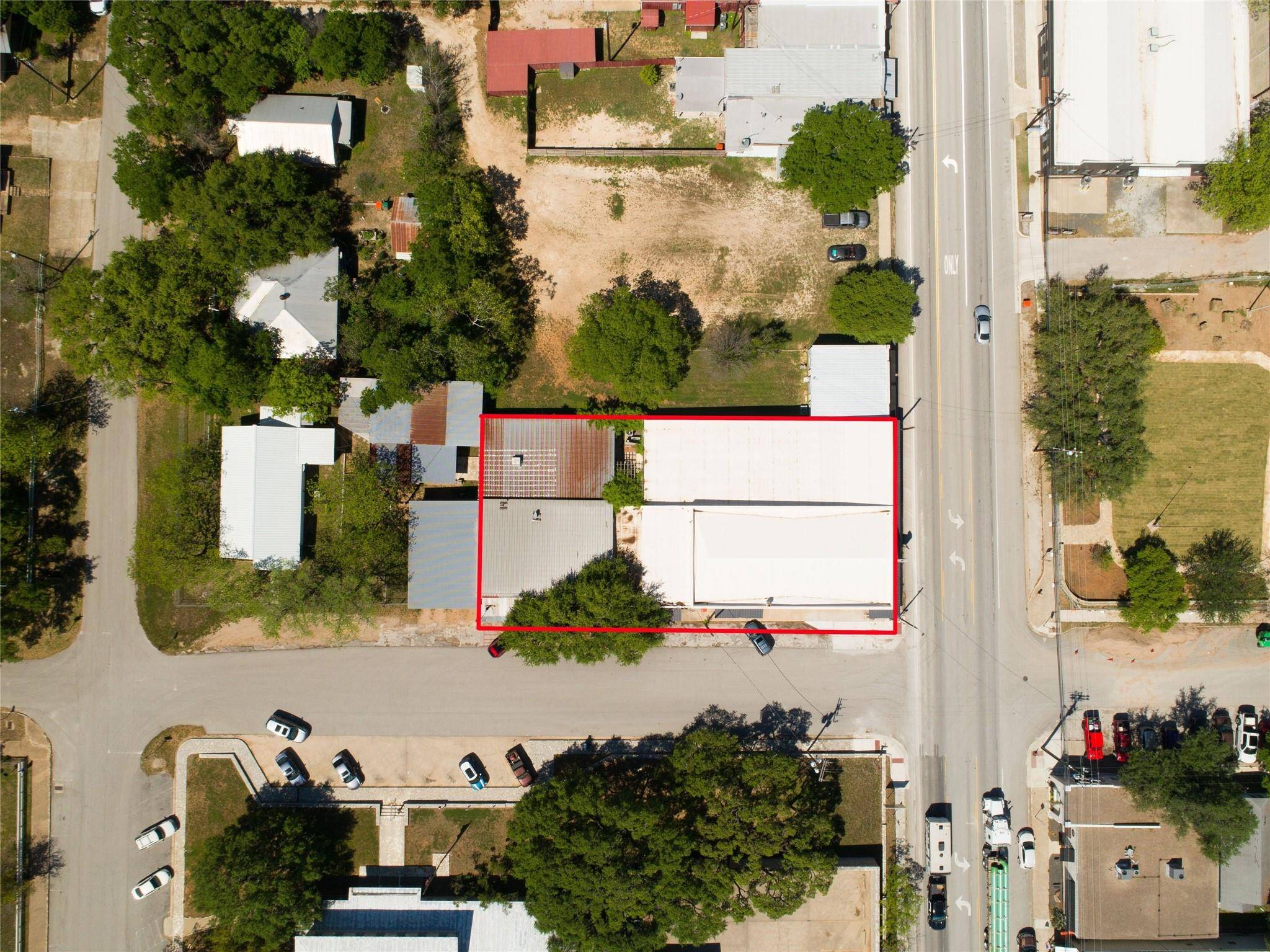 112 E Main ST, Johnson City, TX 78636