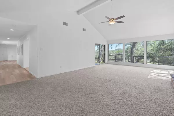 Wimberley, TX 78676,110 Hillsedge RD