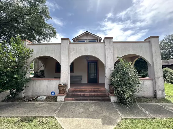 La Grange, TX 78945,258 South Washington ST