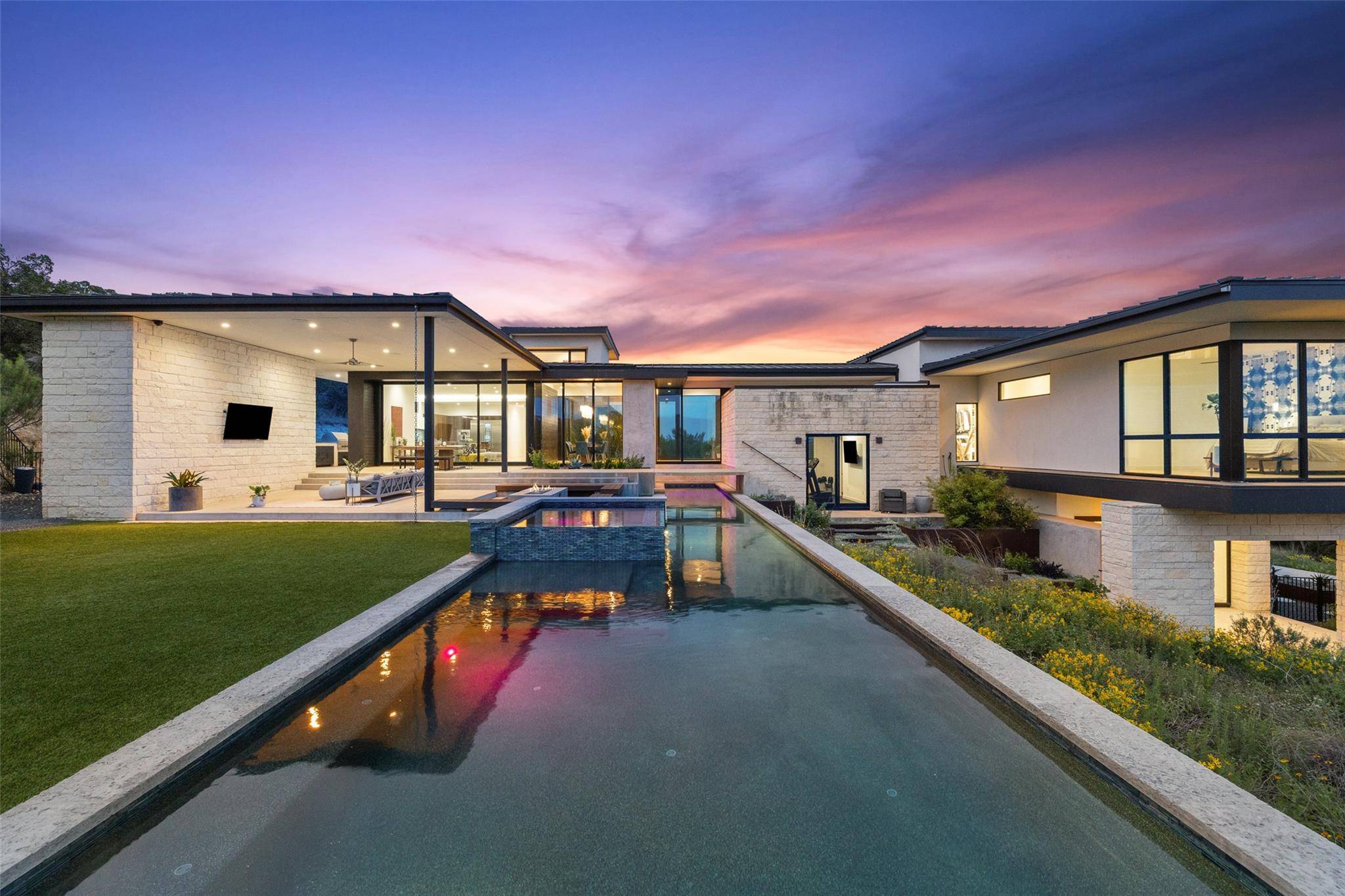 4202 Serene Hills DR, Austin, TX 78738