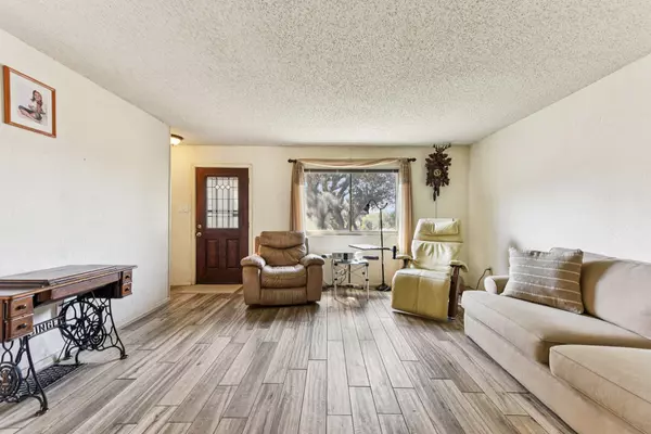 Austin, TX 78736,8318 Gallatin DR
