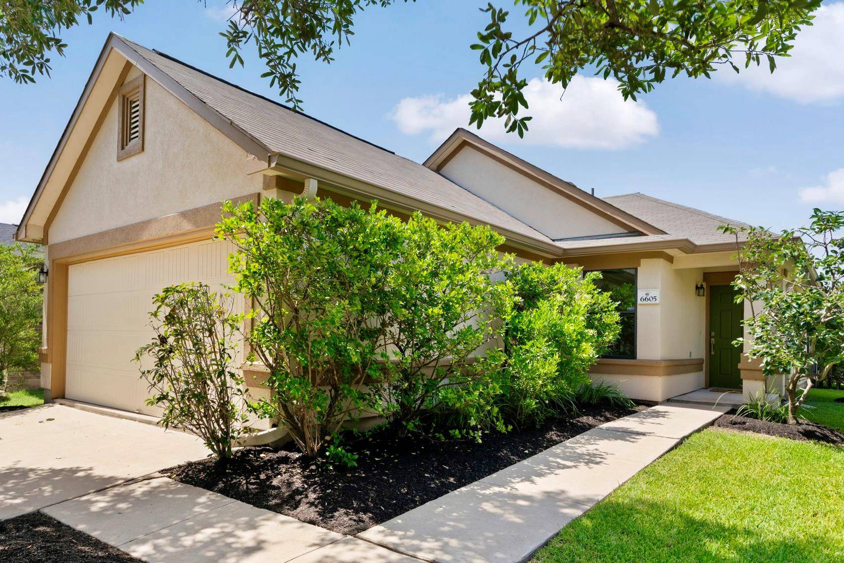 6605 Kirkwynd DR, Austin, TX 78754