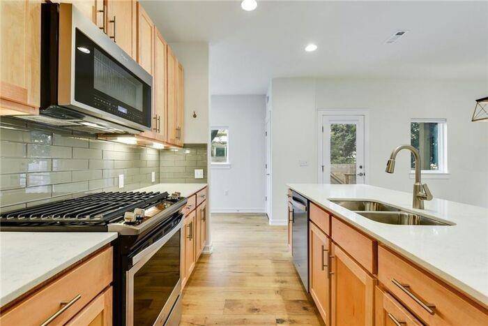 Austin, TX 78745,6800 Menchaca RD #45
