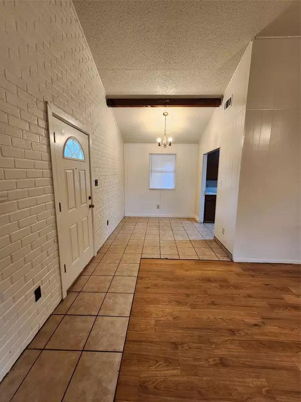 Austin, TX 78745,6909 Cooper LN #B