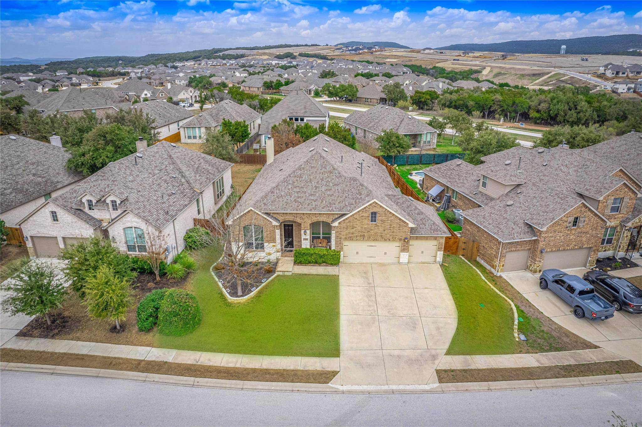 7906 Turnback Ledge TRL, Lago Vista, TX 78645