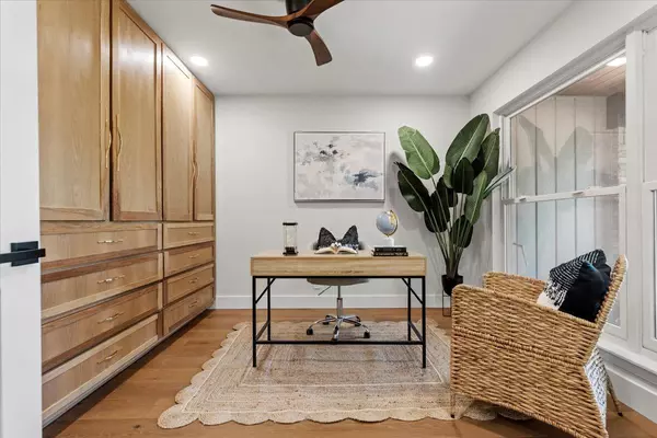 Austin, TX 78723,2009 Lazy BRK