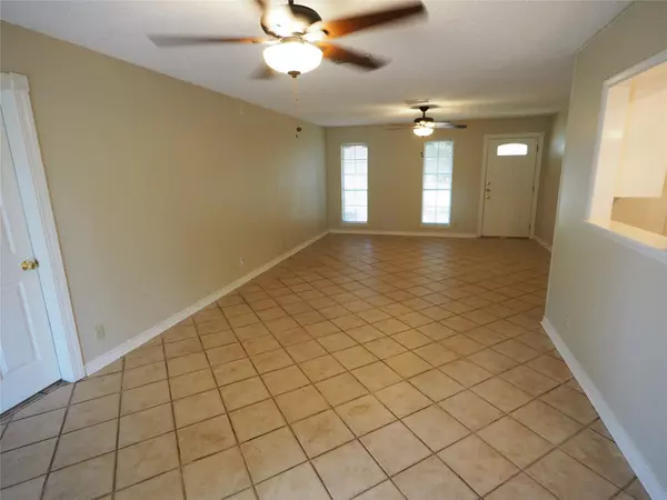 Austin, TX 78758,809 Maryland DR