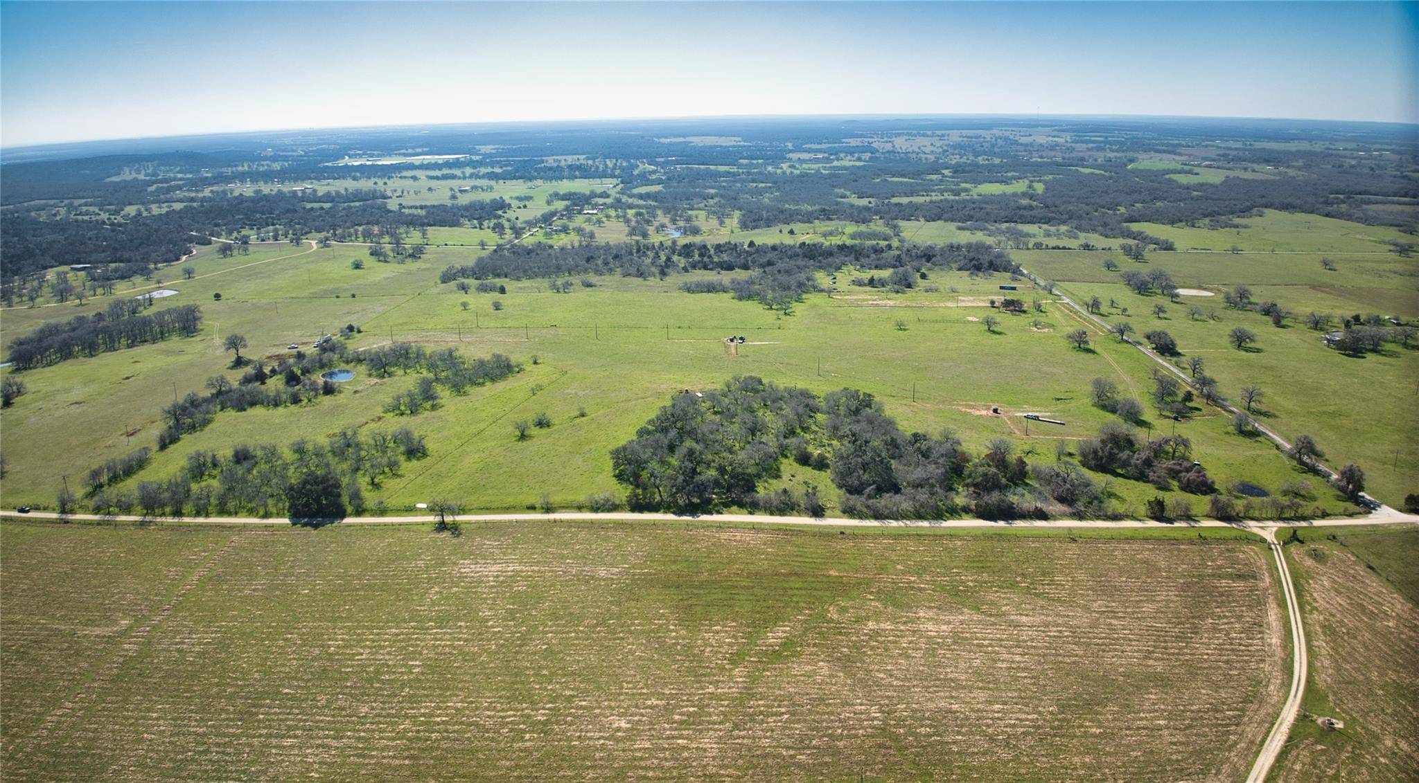 Luling, TX 78648,5940 Tenney Creek RD