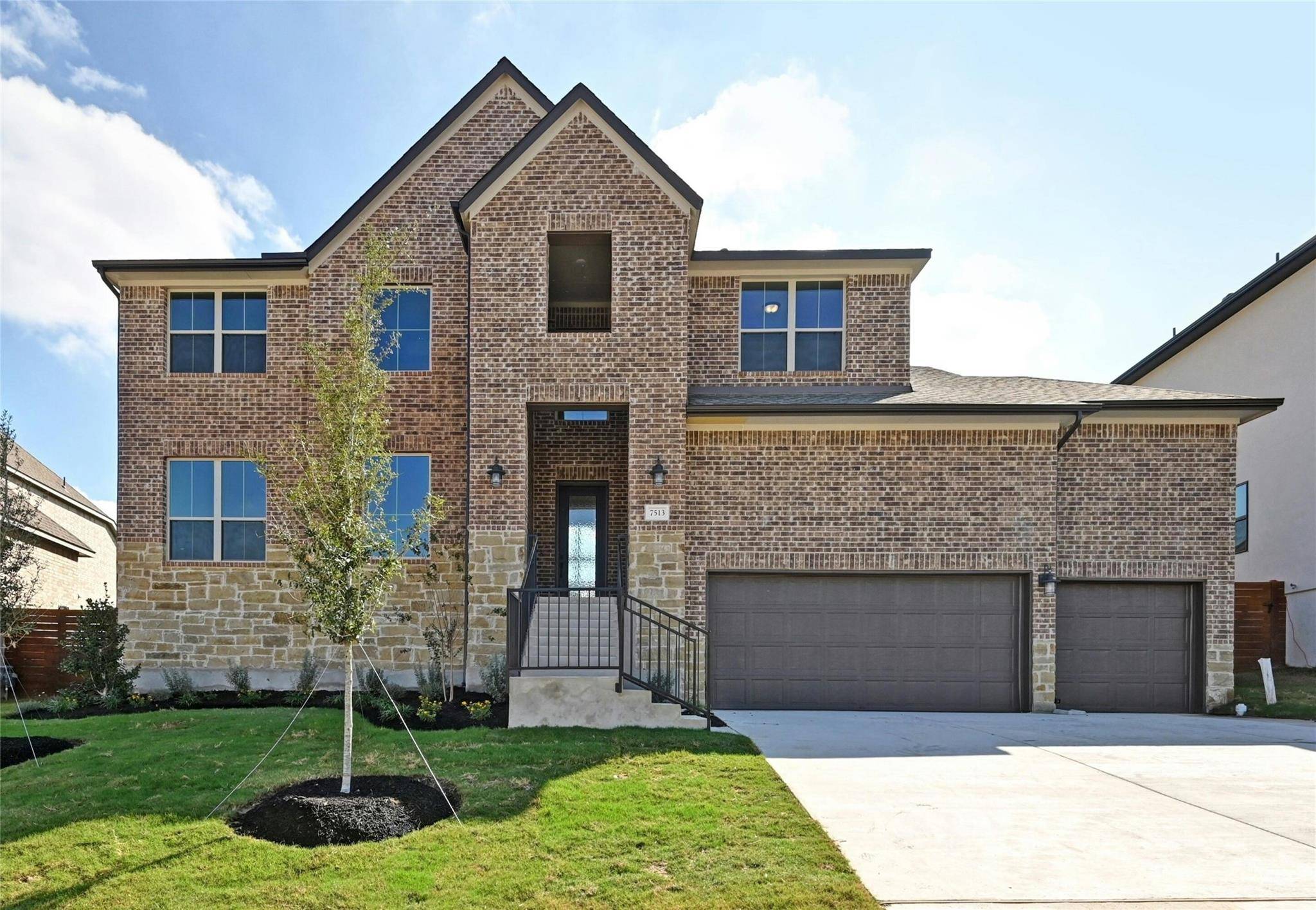 7513 Becasseau DR, Austin, TX 78738