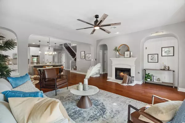 Austin, TX 78735,7820 Oteka CV