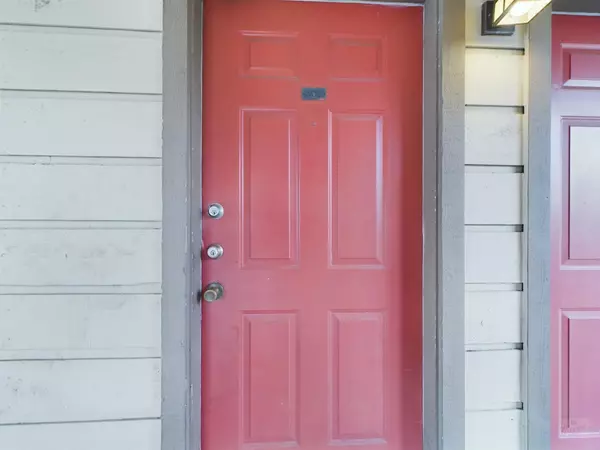 Austin, TX 78705,2210 Pearl ST #306