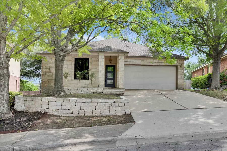 2720 Cascade Falls DR, Austin, TX 78738