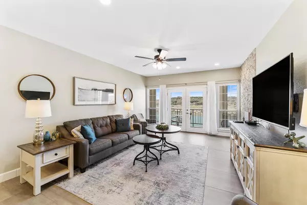 Lago Vista, TX 78645,3404 American DR #3221