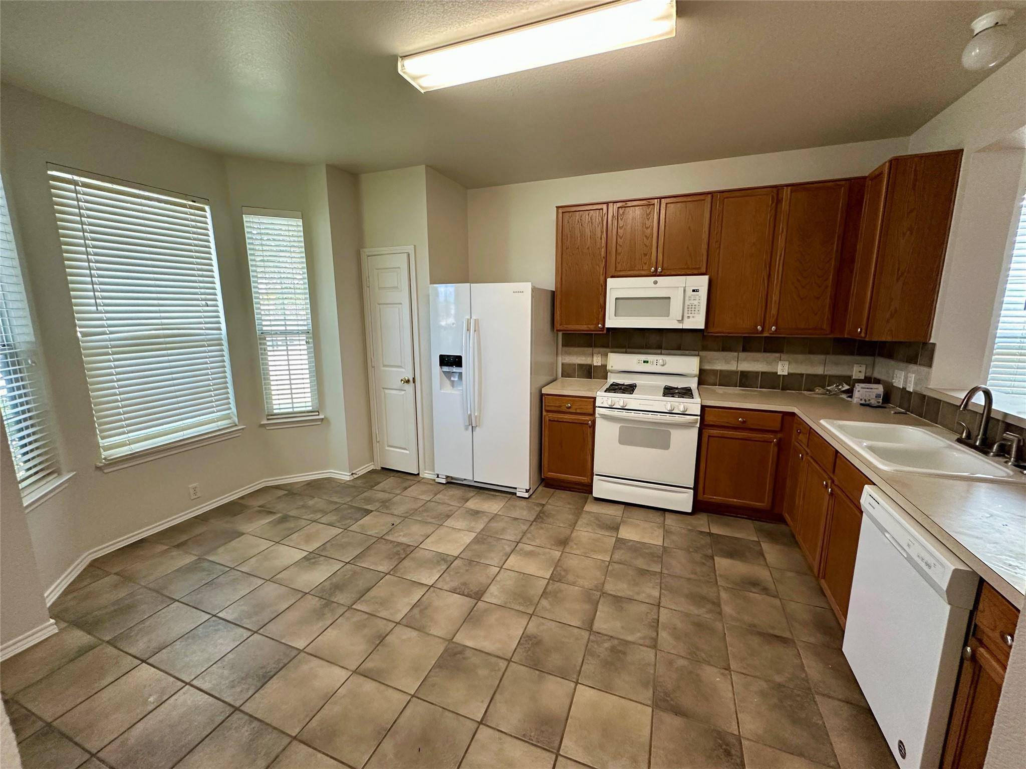 Kyle, TX 78640,135 Michaelis #B