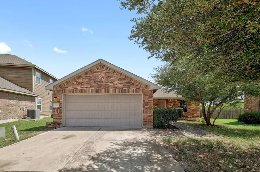 18432 Cloudmore LN, Elgin, TX 78621