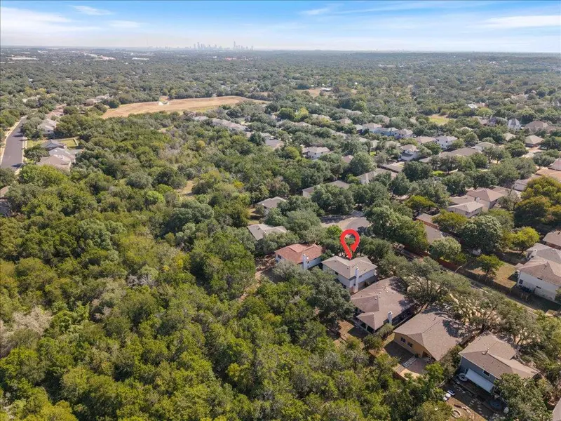 8908 W Hove LOOP, Austin, TX 78749