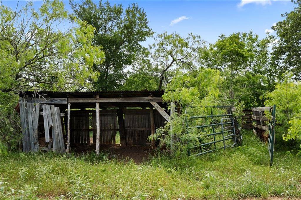 Dale, TX 78616,0000 P.R. Roland Estate PRV LN