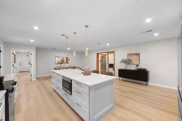 Austin, TX 78757,2710 Greenlawn PKWY