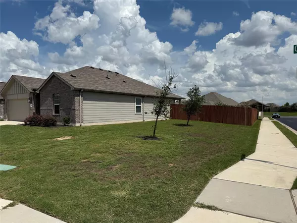 Hutto, TX 78634,300 Colthorpe LN