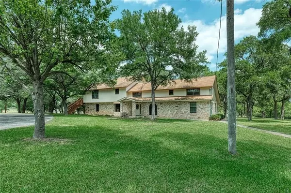 2850 N Highway 183, Liberty Hill, TX 78642