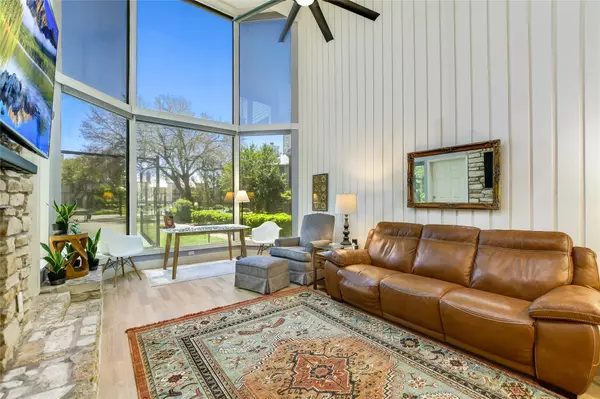 Lakeway, TX 78738,118 World Of Tennis SQ