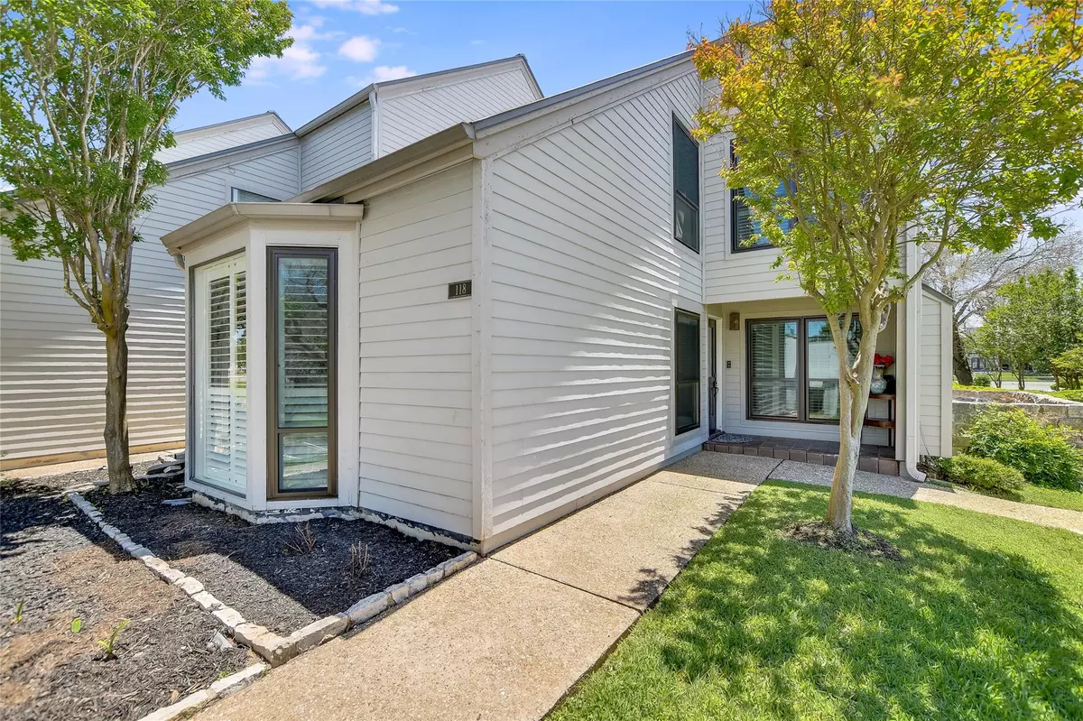 Lakeway, TX 78738,118 World Of Tennis SQ