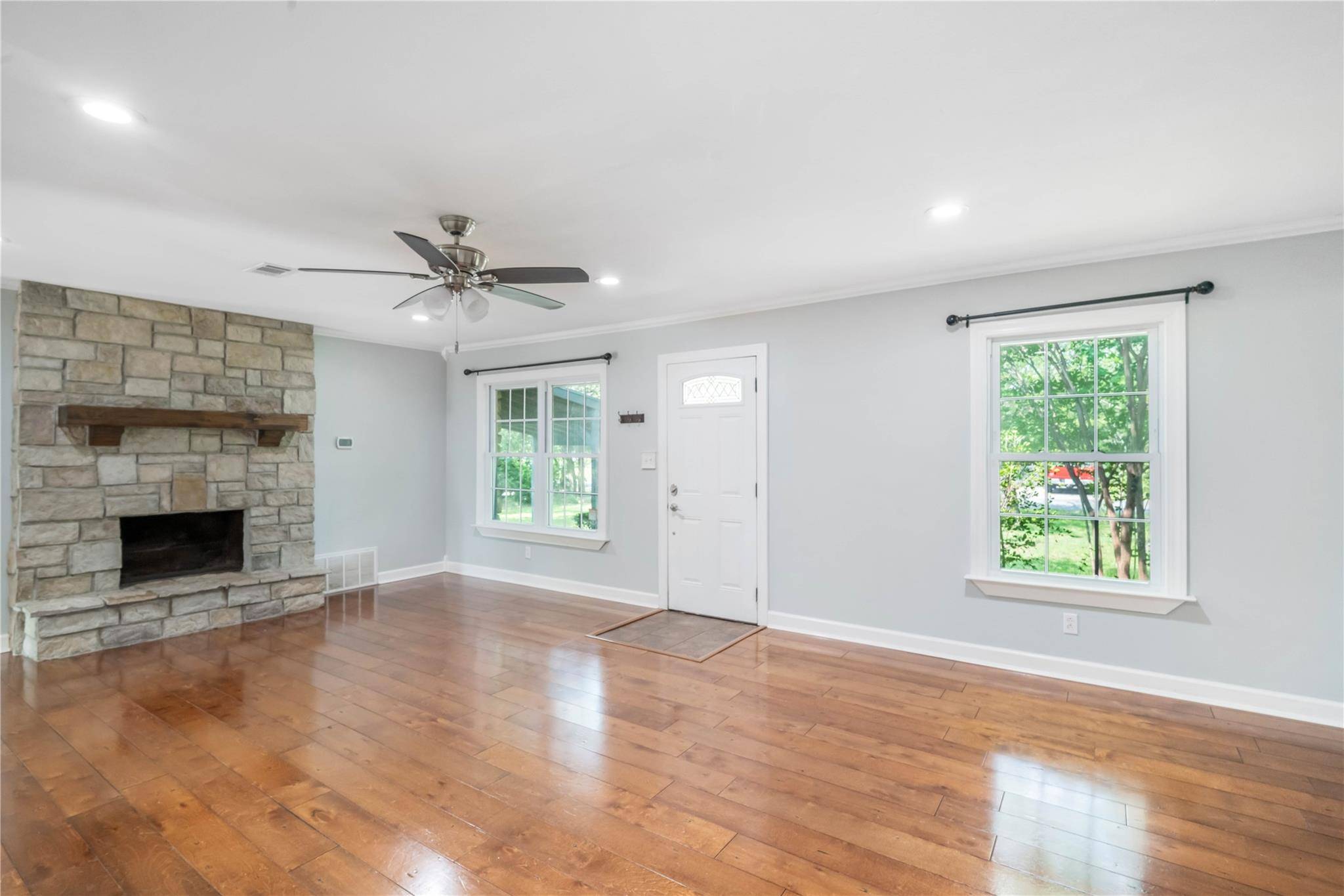 Cedar Park, TX 78613,206 S Mustang Ave