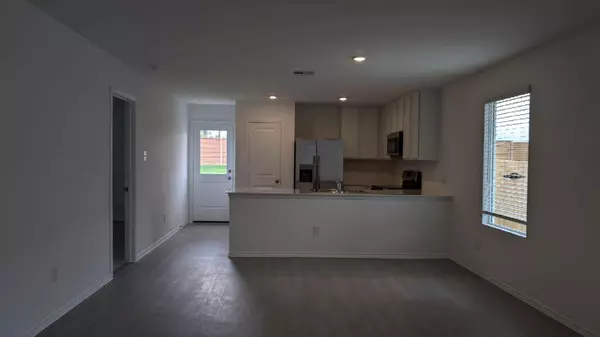 Jarrell, TX 76537,204 BURT RAINEY LN