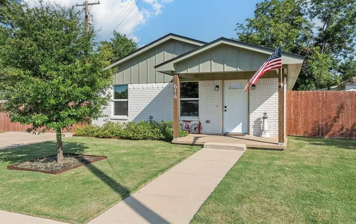 Mcgregor, TX 76657,614 W 3rd ST