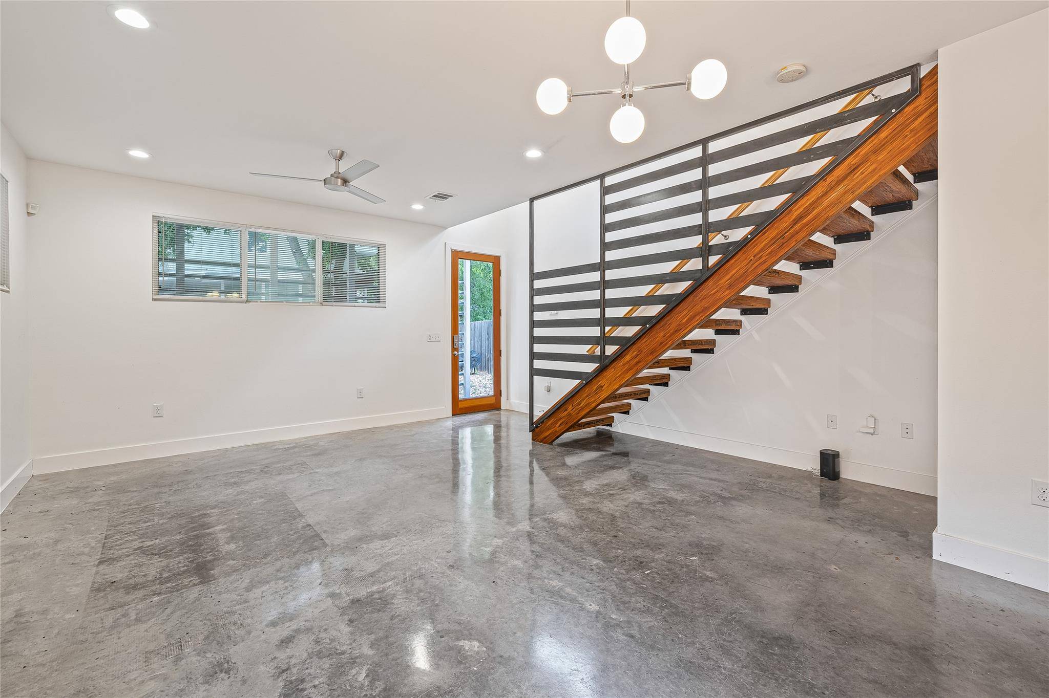 Austin, TX 78752,600 W Odell ST #B