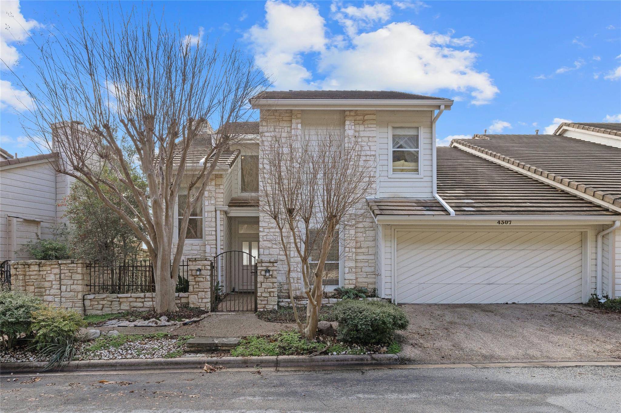 Homes for sale 4307 Canyonside TRL, Austin, TX 78731 MLS555675...