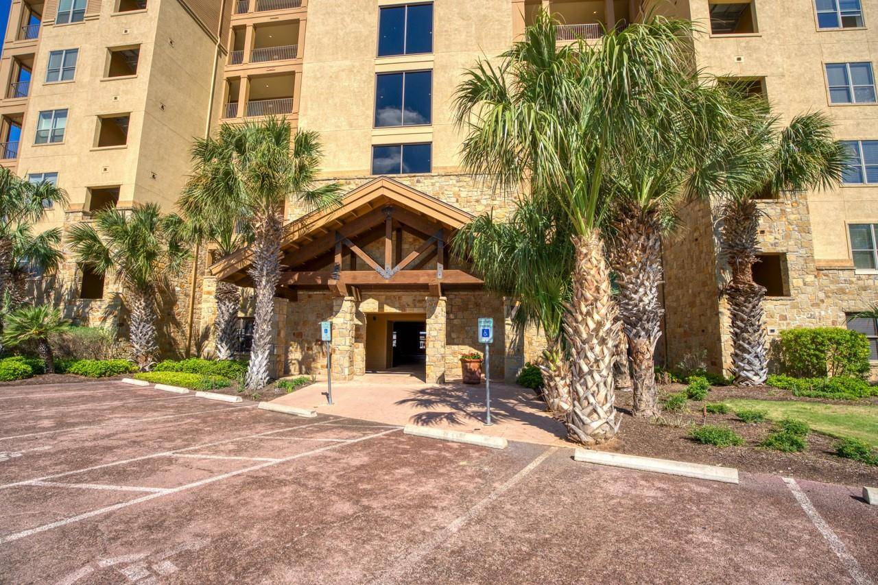 Horseshoe Bay, TX 78657,101 W Bank #27
