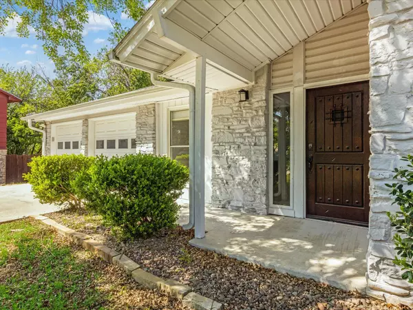 Austin, TX 78723,7302 Meadowood Drive DR