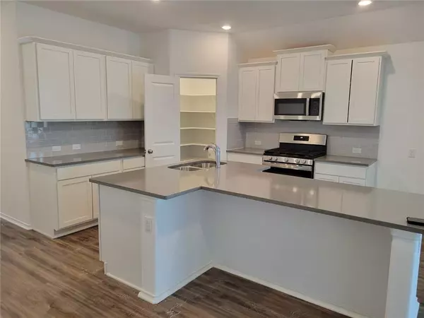 210 Barcelona, Kyle, TX 78640