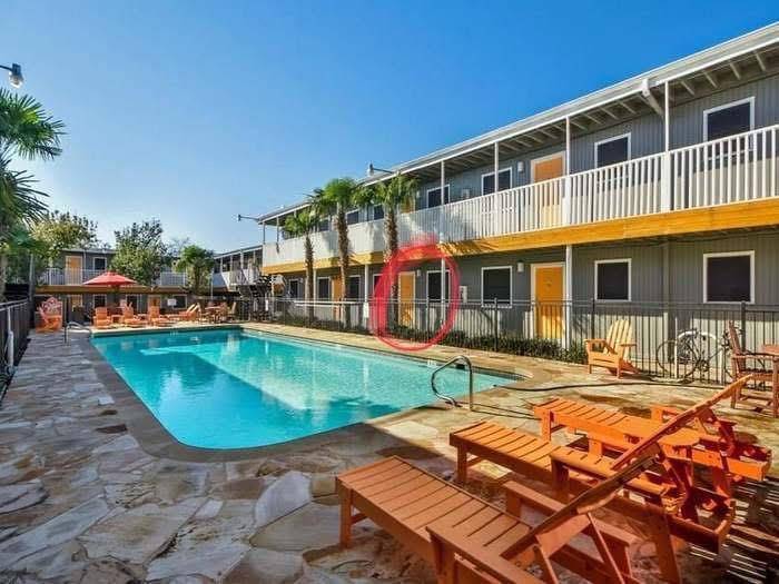 2401 Manor RD #117, Austin, TX 78722