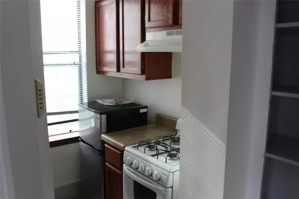 Austin, TX 78705,3006 Duval ST #2