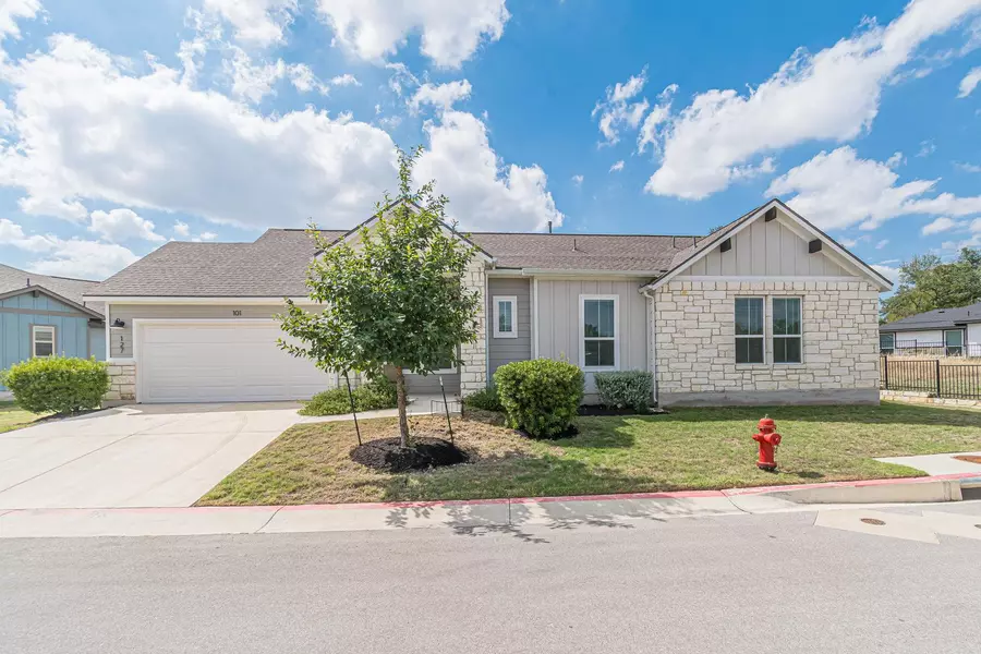 127 Roaming Rock TRL #101, San Marcos, TX 78666