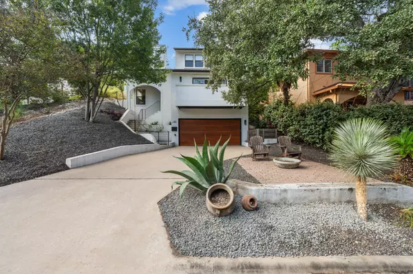 811 Rutherford PL, Austin, TX 78704