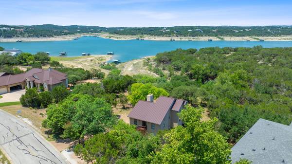 156 Lakefront DR, Point Venture, TX 78645