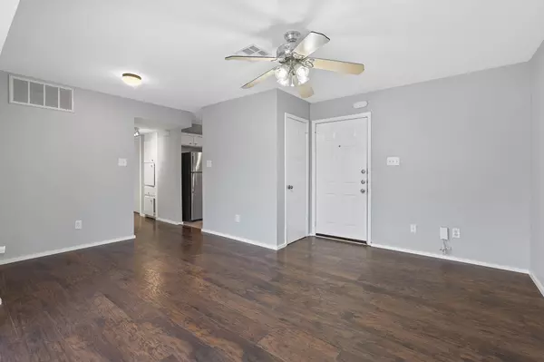 Austin, TX 78757,2104 Cullen Ave #4-224