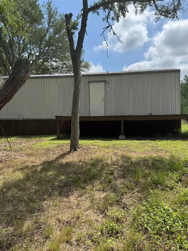 Smithville, TX 78957,113 Valley LN